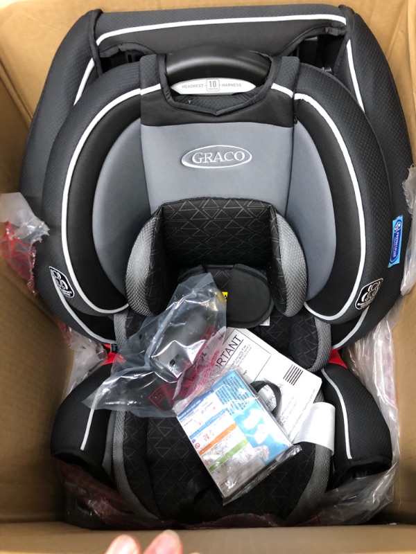 Photo 2 of Graco TrioGrow SnugLock LX 3 in 1 Car Seat, Infant to Toddler Car Seat, Sonicb  