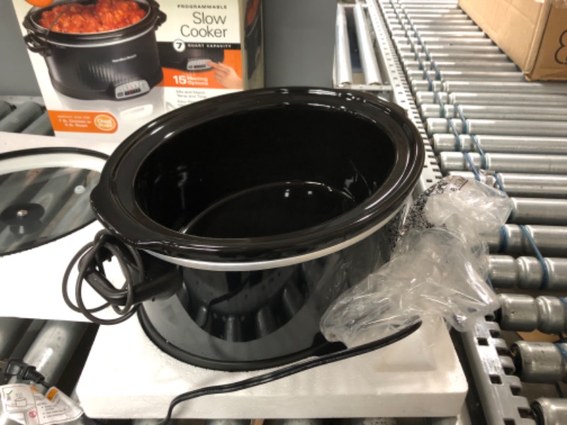 Photo 6 of **used**
Hamilton Beach Programmable Slow Cooker with Three Temperature Settings, 7-Quart + Lid Latch Strap, Black & 4-Quart Programmable Slow Cooker With Dishwasher-Safe Crock and Lid, Silver (33443)