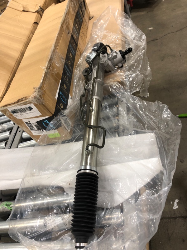 Photo 1 of Power Steering Rack and Pinion Assembly for Toyota 4Runner for Tacoma 1995-2004 2WD 4WD 44200-35042