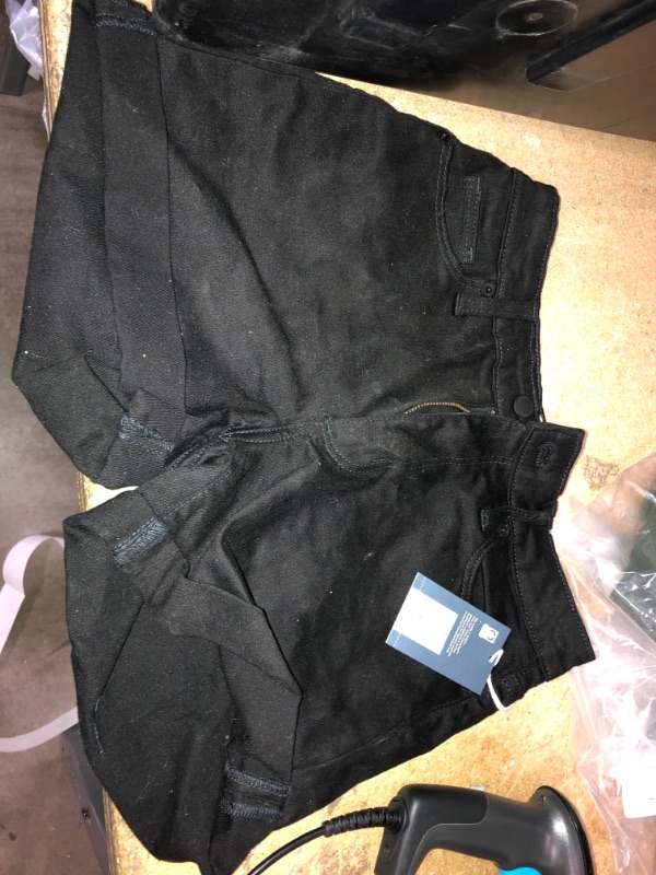 Photo 2 of SIZE 4-Women's High-Rise MIDI Jean Shorts - Universal Thread?
