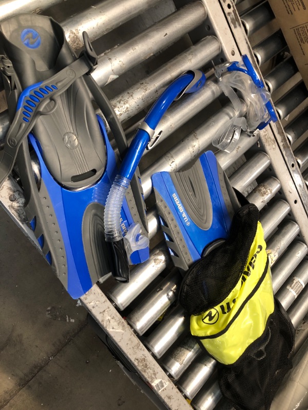 Photo 2 of **MINOR DAMAGE** U.S. Divers Adult Cozumel Mask/Seabreeze II Snorkel/Proflex Fins/Gearbag Large/X - Large (Men 9 - 13, Women 10 - 14) Blue