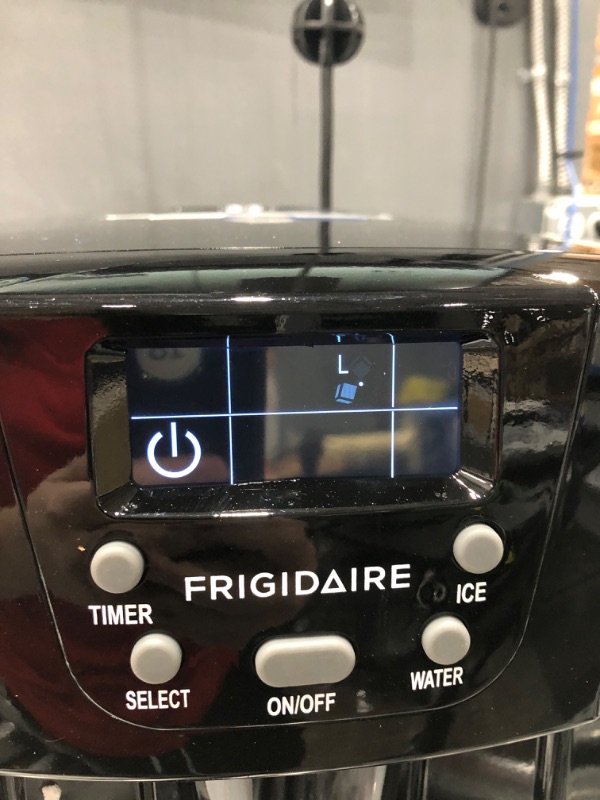 Photo 5 of FRIGIDAIRE EFIC227-BLACK Countertop Compact Ice Maker and Water Dispenser, Black, 16 x 11.5 x 17 inches
