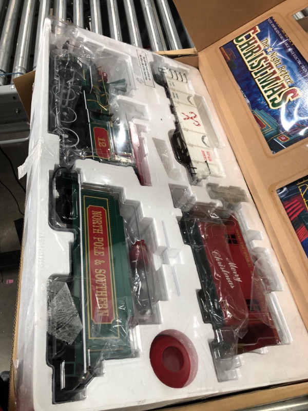 Photo 2 of Bachmann Trains - Night Before Christmas Ready To Run Electric Train Set - Large "G" Scale