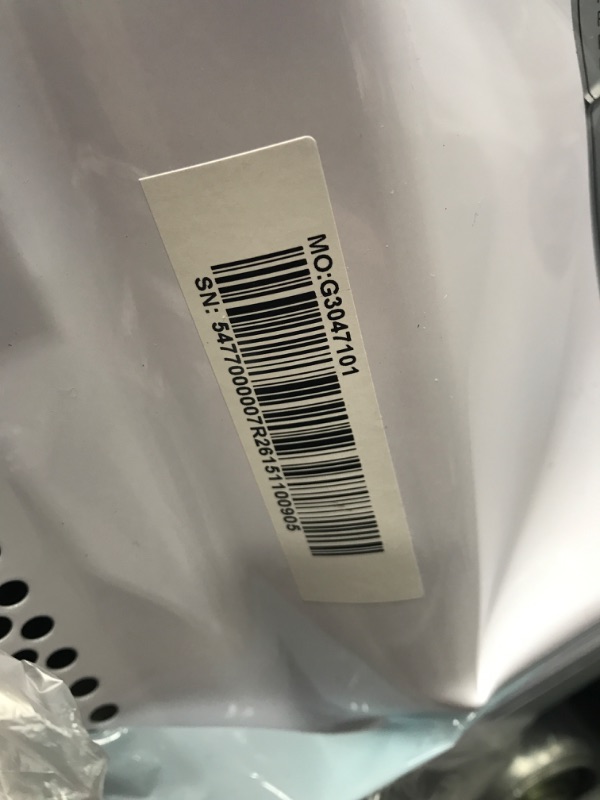 Photo 1 of TOSHIBA ML2-EM09PA(BS) Small Countertop Microwave Oven With 6 Auto Menus, Kitchen Essentials, Mute Function & ECO Mode, 0.9 Cu Ft, 10.6 Inch Removable Turntable, 900W, Black Color 0.9 Cu.Ft.