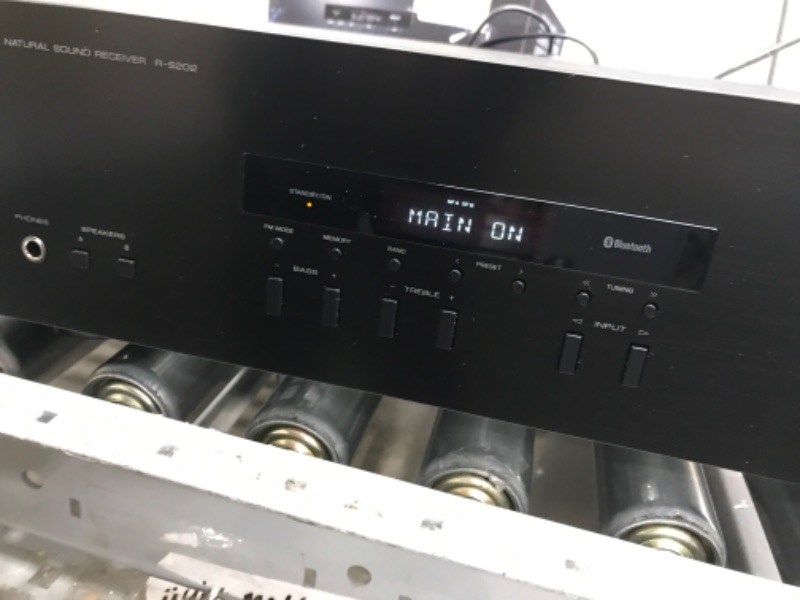 Photo 2 of Yamaha R-S202 Natural Sound Stereo Receiver
