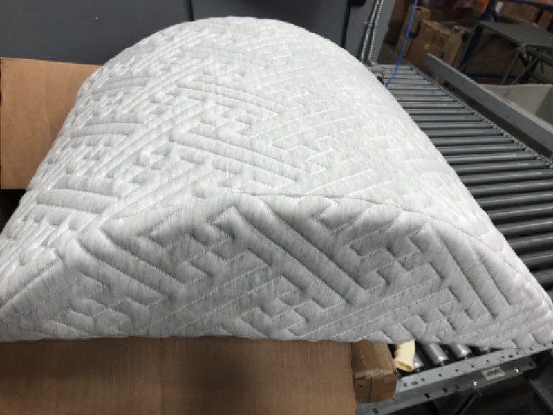 Photo 1 of 23"x27" wedge pillow 