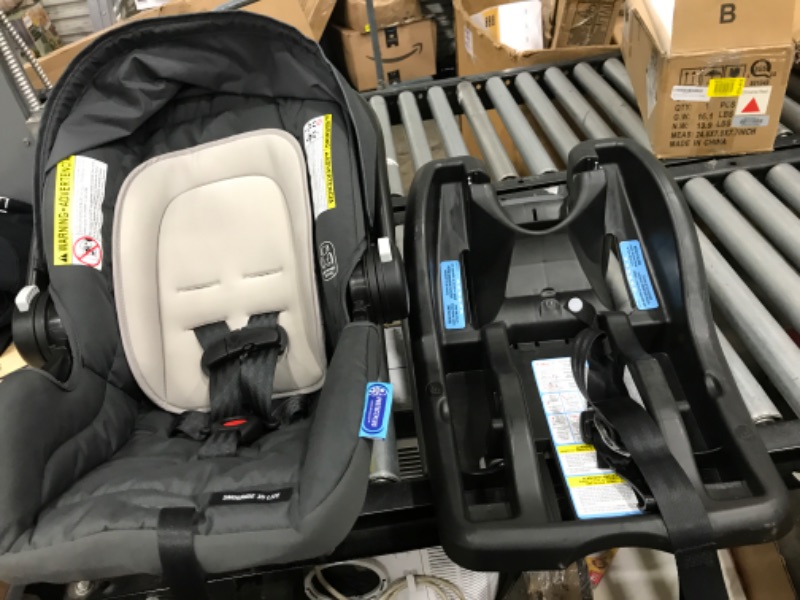 Photo 2 of Chicco Bravo Trio Travel System and Extra Base Bundle, Brooklyn, Navy Brooklyn Bravo with Extra Base (2 total)