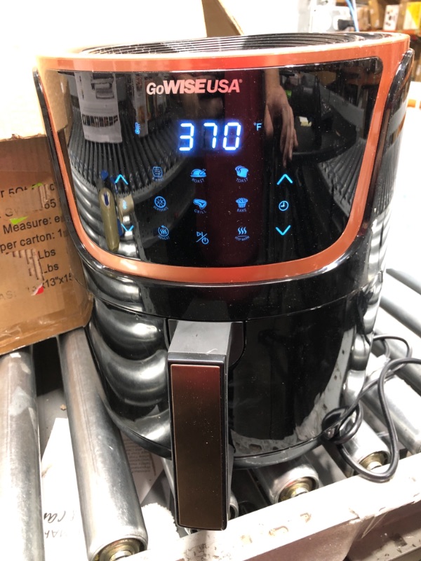 Photo 3 of GoWISE USA GW22965 5 Quart Electric Air Fryer with Digital Touchscreen + Recipe Book, 5-Qt, Black/Copper Black/Copper 5-Qt Air Fryer