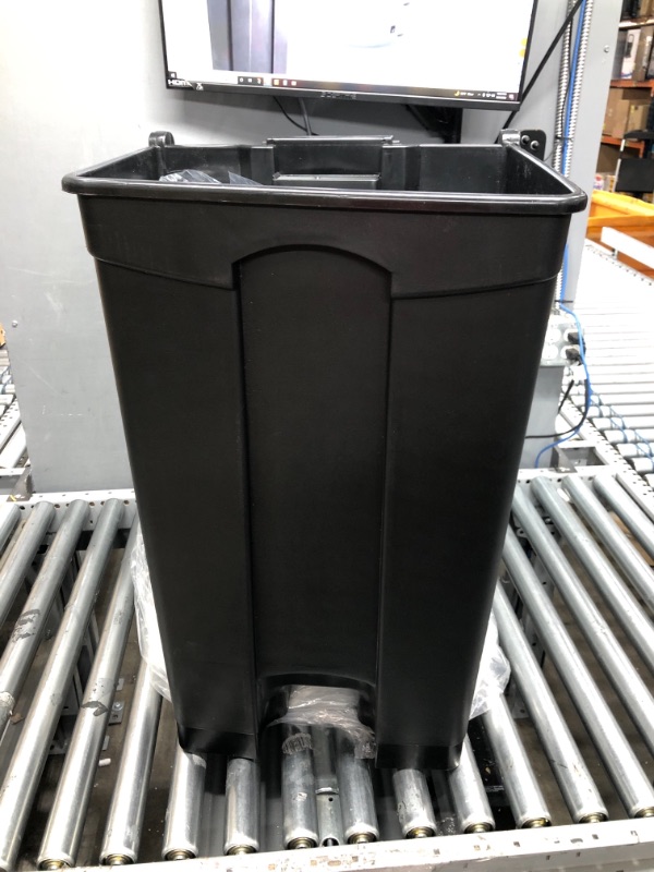 Photo 2 of Safco Products Plastic Step-On Trash Can 9923BL, Black, Hands-Free Disposal, 23-Gallon Capacity 23 Gallon Black