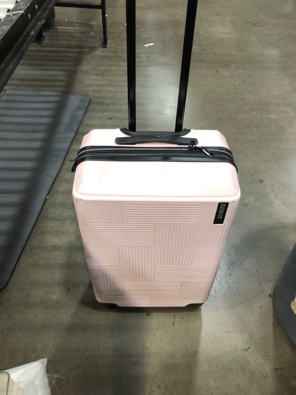 Photo 3 of **minor dent and dirt mark**
American Tourister Stratum XLT Expandable Hardside Luggage with Spinner Wheels, Pink Blush, Checked-Medium 24-Inch
