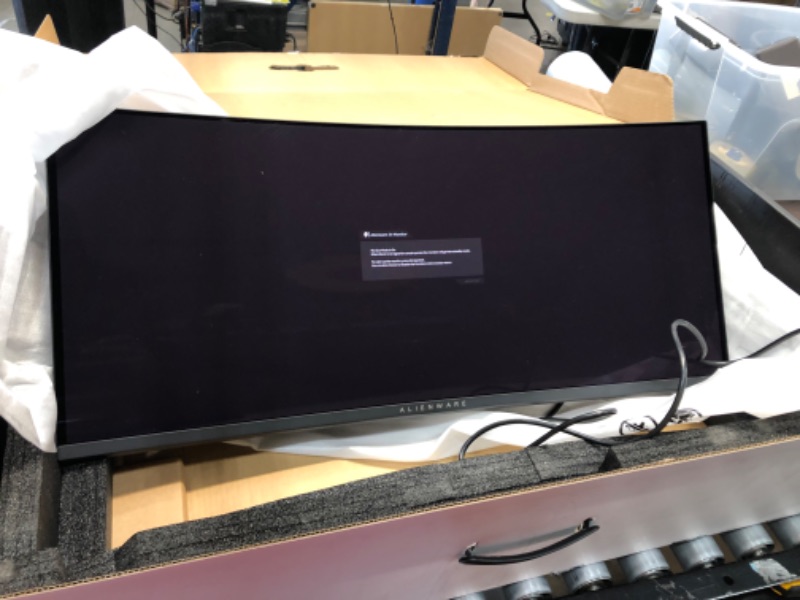 Photo 2 of Alienware 34 Inch Curved PC Gaming Monitor, 3440 x 1440p Resolution, Quantum Dot OLED 175Hz, 1800R Curvature, True 1ms GTG, 1,000,000:1 Contrast Ratio, 1.07 Billion Colors, AW3423DW - Lunar Light
