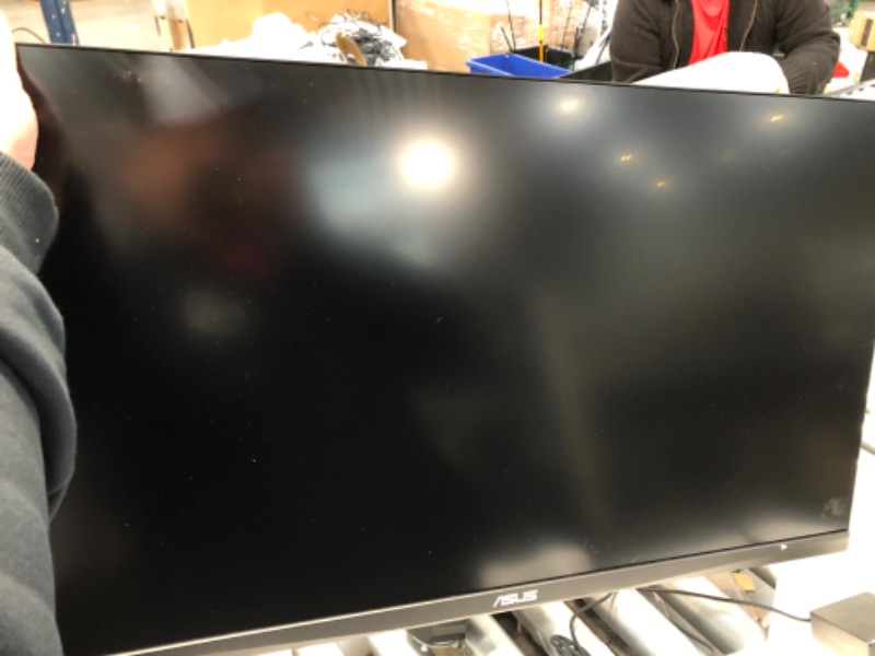 Photo 4 of ASUS TUF Gaming 31.5” 1440P Curved HDR Monitor (VG32VQR) - WQHD (2560 x 1440), 165Hz, 1ms, Extreme Low Motion Blur Sync, Adaptive-sync, Freesync Premium, Eye Care, DisplayHDR 400, HDMI, DisplayPort
