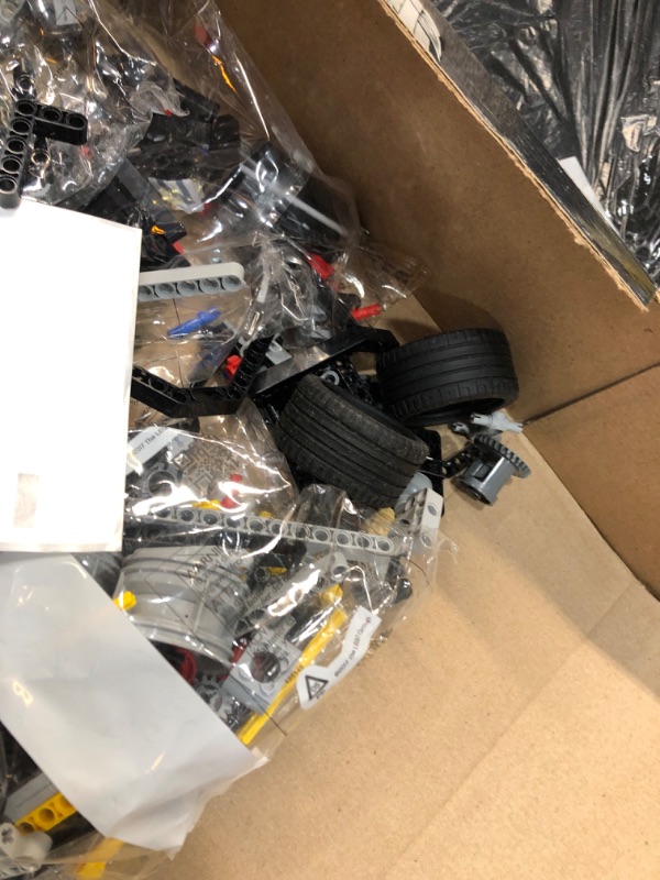 Photo 5 of **parts only-incomplete**
LEGO Technic Dom's Dodge Charger 42111 Building Toy Set for Kids, Boys, and Girls Ages 10+ (1,077 Pieces) Frustration-Free Packaging