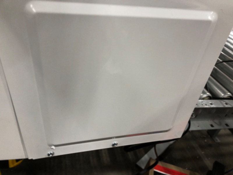 Photo 1 of Hamilton Beach 0.9 Cu. Ft. Stainless Steel Countertop Microwave Oven
