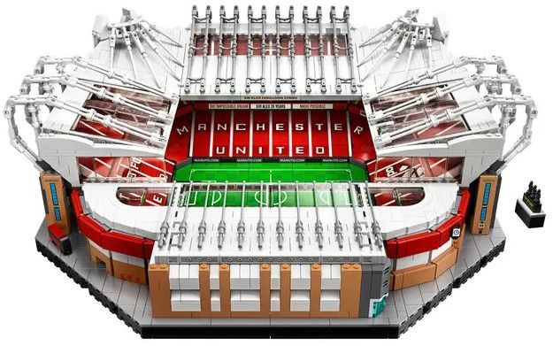 Photo 1 of LEGO Creator Expert Old Trafford - Manchester United 10272 Building Kit for Adults and Collector Toy, New 2020 (3,898 Pieces)