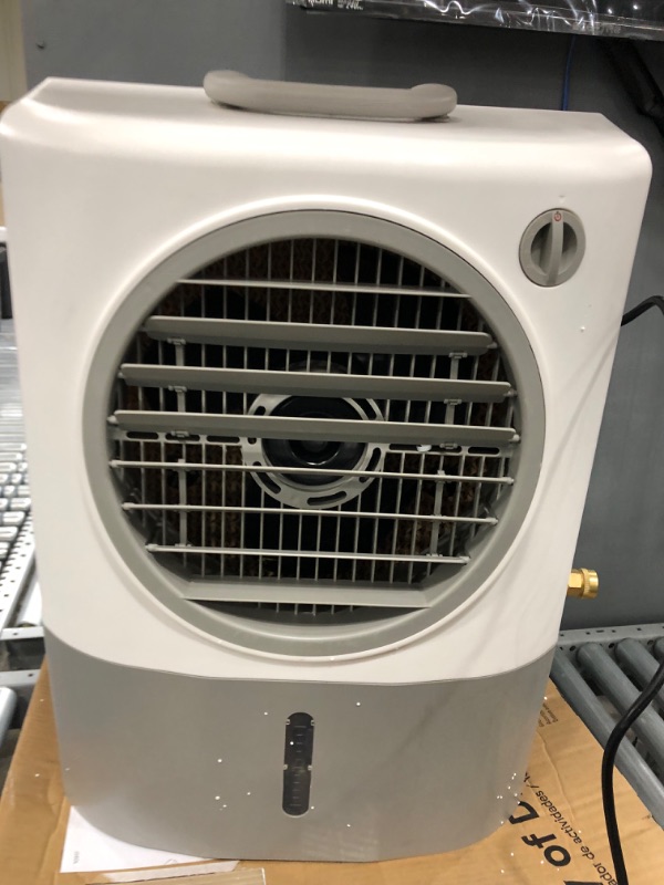 Photo 4 of Hessaire MC18M 500 Sq. Ft. 1300 CFM Portable Evaporative Cooler
