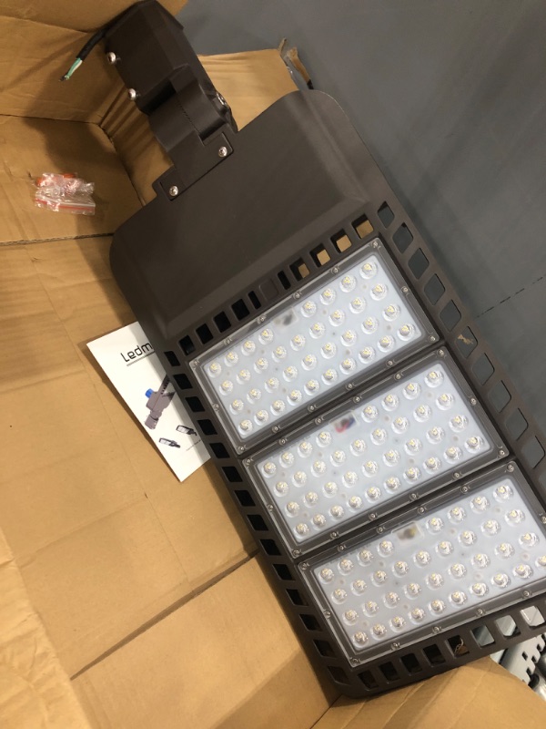 Photo 2 of ** BROKEN ** LEDMO 36000LM LED Parking Lot Lights 1000W HID/HPS Replacement Adjustable with Dusk to Dawn Photocell Slip Fitter 5000K Outdoor Commercial Shoebox Pole Lighting for Street Area Stadium Roadway 300W 300.0