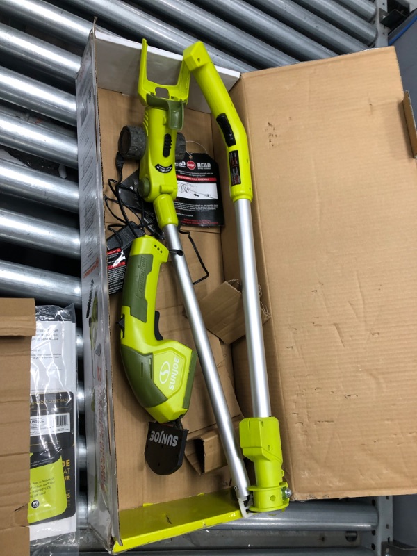 Photo 2 of (INCOMPLETE, DOES NOT FUNCTION)Sun Joe HJ605CC Cordless 2-in-1 Grass Shear + Hedge Trimmer w/Extension Pole, Green
**MISSING BATTERY, DID NOT POWER ON**