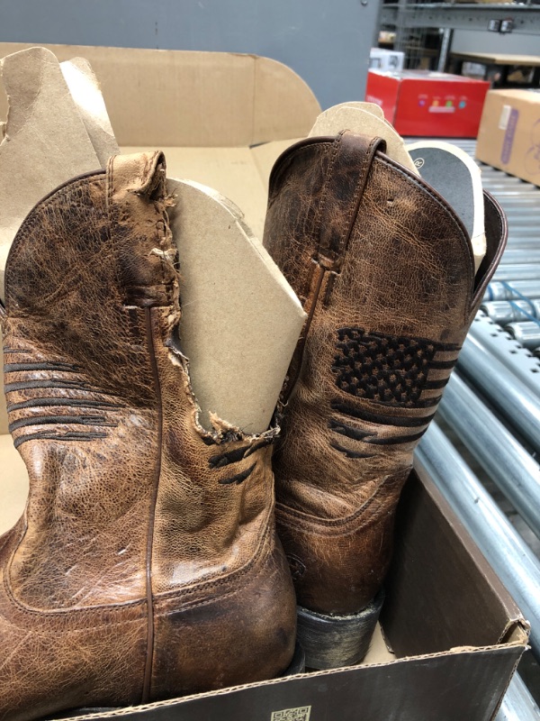 Photo 5 of ***SEE PHOTO FOR DAMAGE*** ARIAT Men's Circuit Patriot Western Boot SIZE 13 