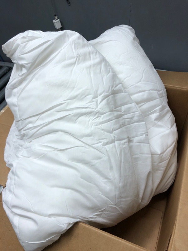 Photo 2 of 26"x 26" White Utopia Bedding pillows 