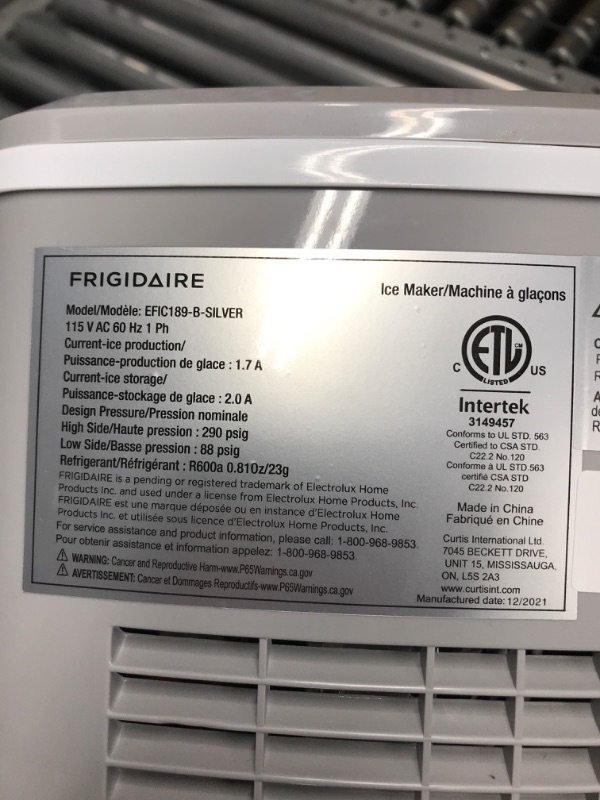 Photo 5 of ***TESTED POWERS ON*** FRIGIDAIRE EFIC189-Silver Compact Ice Maker, 26 lb per Day, Silver (Packaging May Vary)