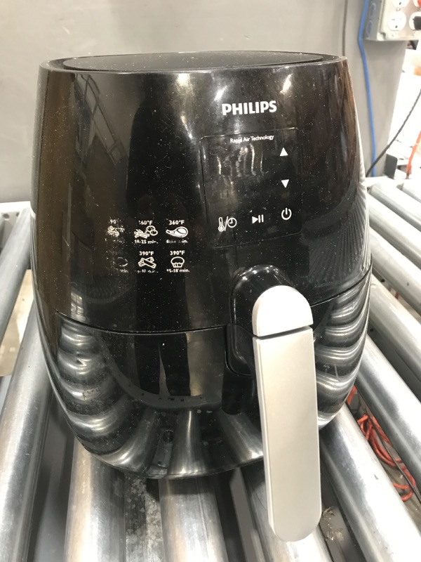 Photo 2 of (Used) Philips Kitchen Appliances Philips Digital Airfryer