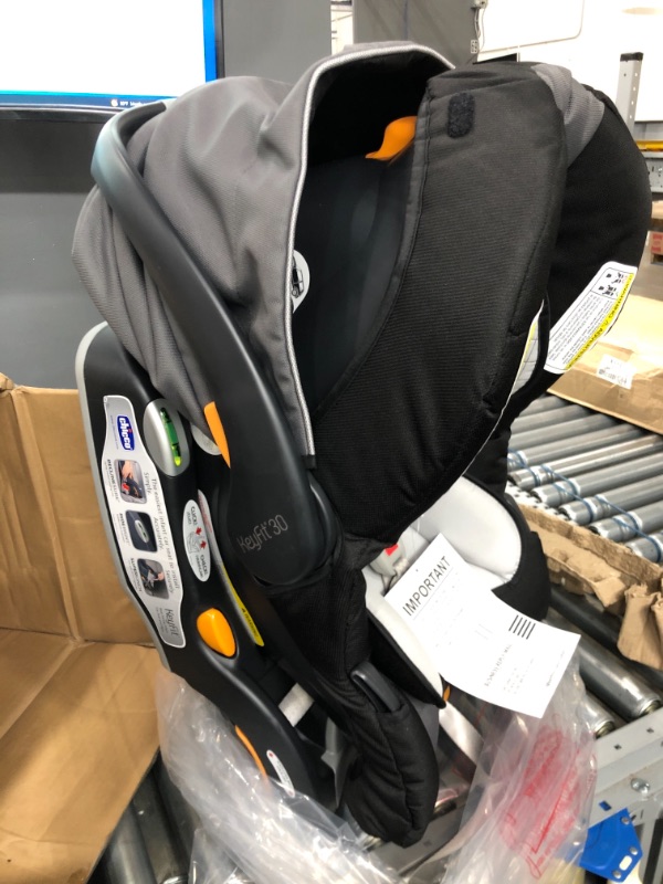 Photo 3 of Chicco KeyFit 30 Infant Car Seat, Orion