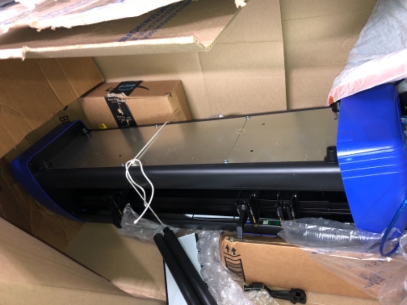 Photo 3 of VEVOR Vinyl Cutter 28 Inch Vinyl Cutter Machine with 20 Blades Maximum Paper Feed 720mm Vinyl Plotter Cutter Machine with Sturdy Floor Stand Adjustable Force and Speed for Sign Making 28 Inch Black *Missing Some Accessories*