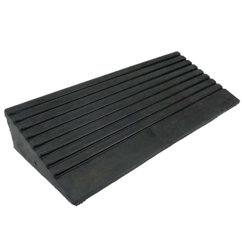 Photo 1 of Rubber ramp 60 x 25 x 10 cm
