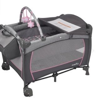 Photo 1 of Evenflo
PORTABLE BABYSUITE DLX PLAYARD