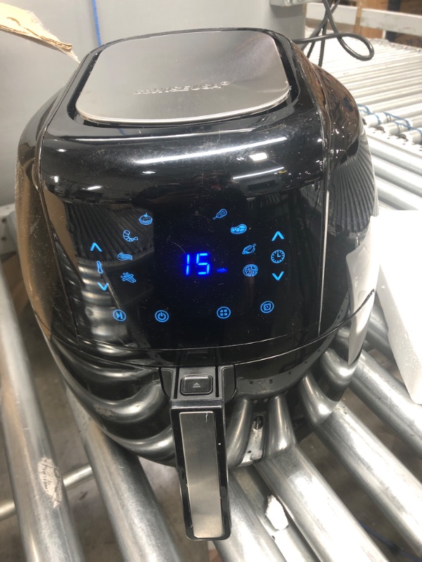 Photo 3 of 8-in-1 5.8 Qt. Black Electric Air Fryer with Recipe Book