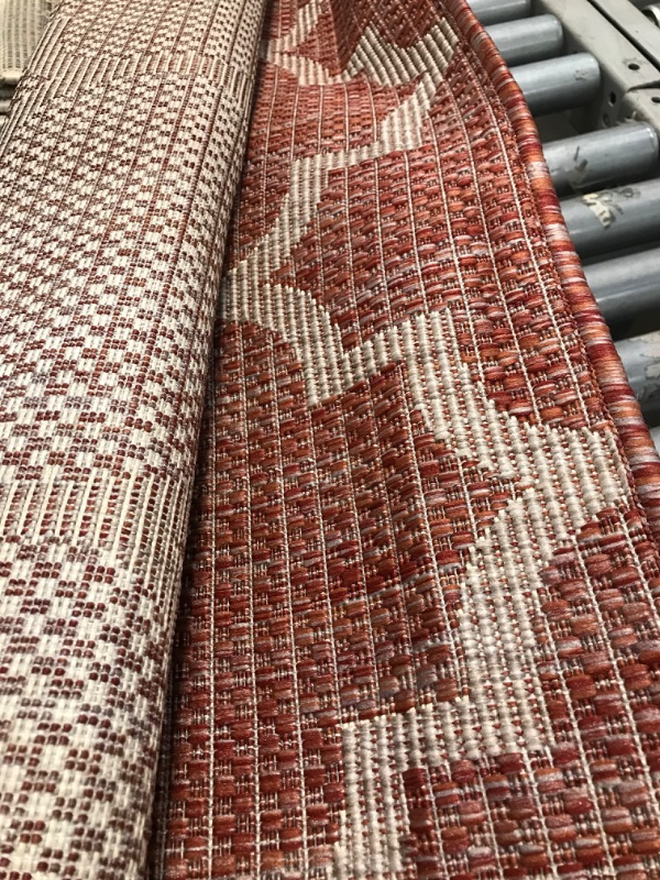 Photo 2 of 
Unique Loom Trellis Collection Area Rug-Lattice Design, Moroccan Inspired for Indoor/Outdoor Décor, Runner 2' 0" x 6' 0", Rust Red/Ivory
Size:Runner 4' 0" x 6' 0"
Color:Rust Red/Ivory