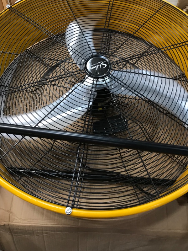 Photo 3 of 
ITEM WORKS****Simple Deluxe 30 Inch Heavy Duty Metal Industrial Drum Fan, 3 Speed Air Circulation for Warehouse, Greenhouse, Workshop, Patio, Factory and Basement - High...
Size:30 inch
Style:1 Pack