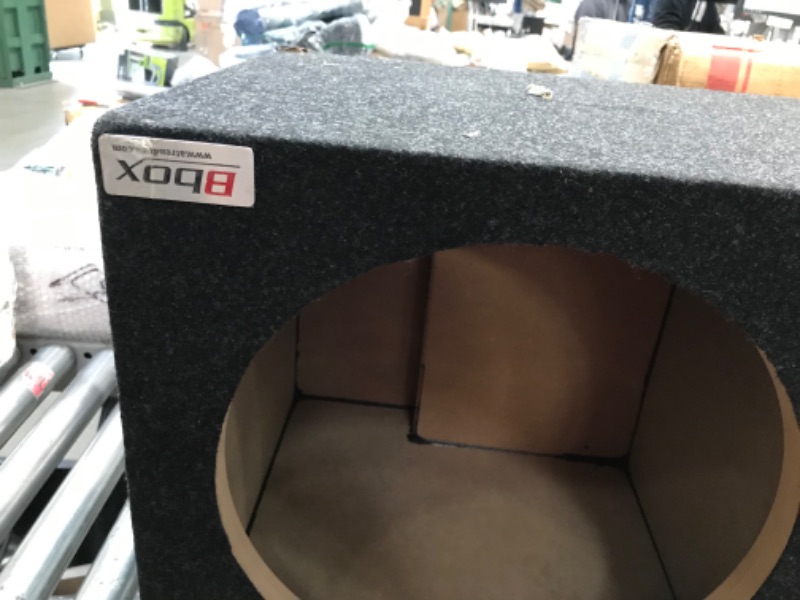 Photo 2 of 
Atrend 15DQV 15” Dual Vented Subwoofer/Speaker Enclosure Made in USA,15DQV
Size:15"
Style:DUAL
