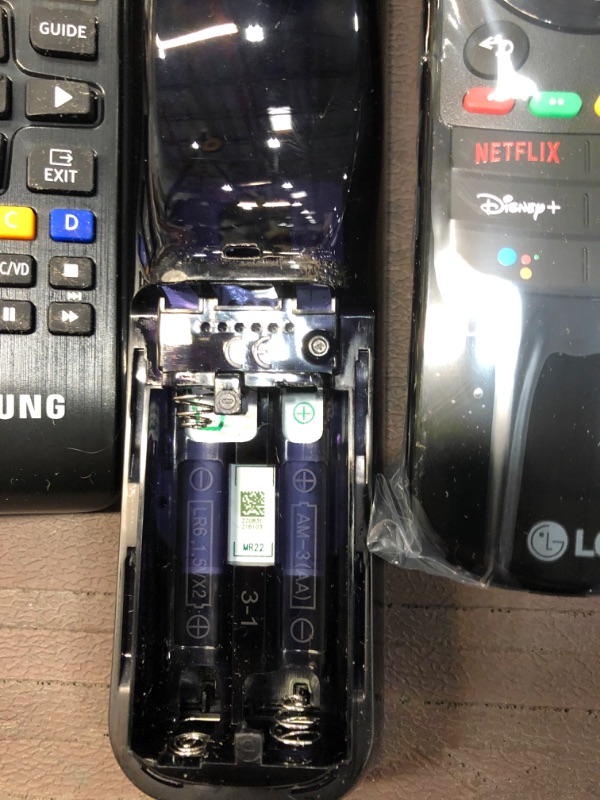 Photo 2 of Bundle of Tv Remotes