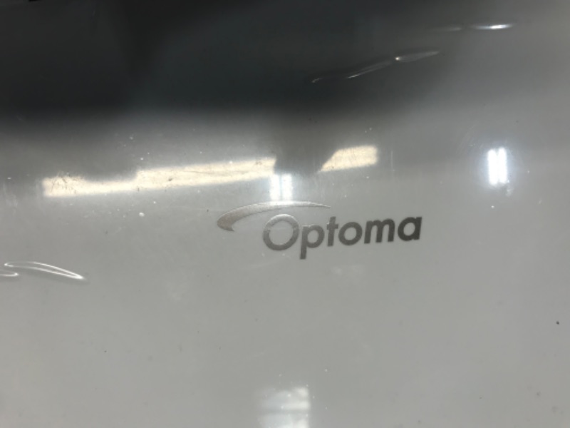 Photo 7 of **READ COMMENTS**
Optoma UHD30 True 4K UHD Gaming Projector 