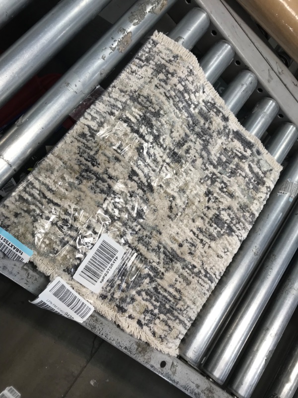 Photo 2 of **sample**
Amber Lewis x Loloi Alie Collection ALE-05 Charcoal / Beige, Traditional 18" x 18" Sample Rug Charcoal / Beige 18" x 18" Sample Area Rug