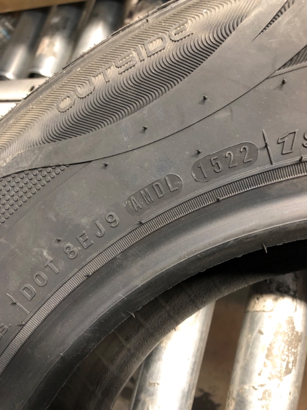 Photo 2 of Multi-Mile 195/70R14 SOLAR 4XS+ BW 91T STD (SLR25)