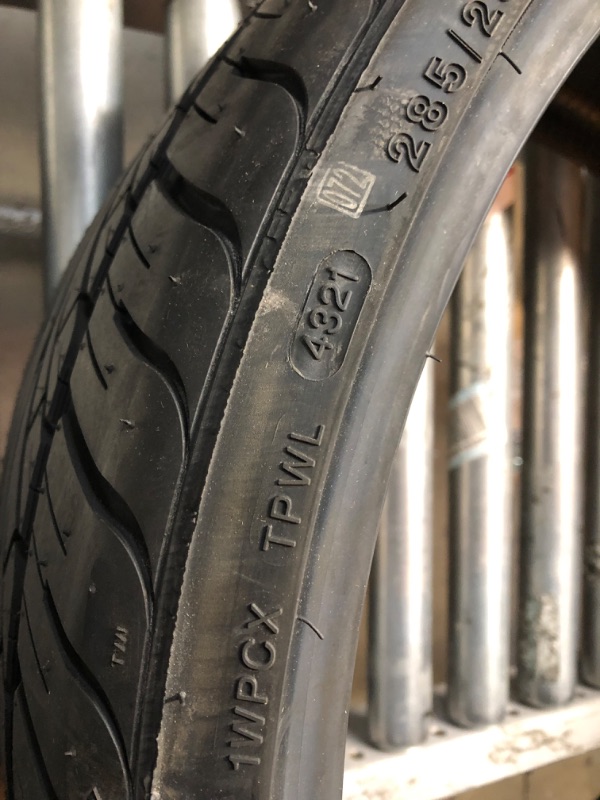 Photo 5 of ***BEAD OF TIRE DAMAGED*** Venom Power Ragnarok Zero All-Season High Performance Radial Tire-285/25R22 285/25ZR22 285/25/22 285/25-22 95W Load Range XL 4-Ply BSW Black Side Wall