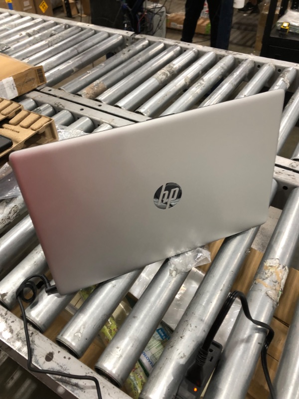 Photo 5 of HP 17-cn0023dx Silver Laptop, i5-1135G7, 16GB, 256GB PCIe SSD, 17.3" IPS Full HD (1920x1080), Intel Iris Xe, Windows 11 Home S-Mode
