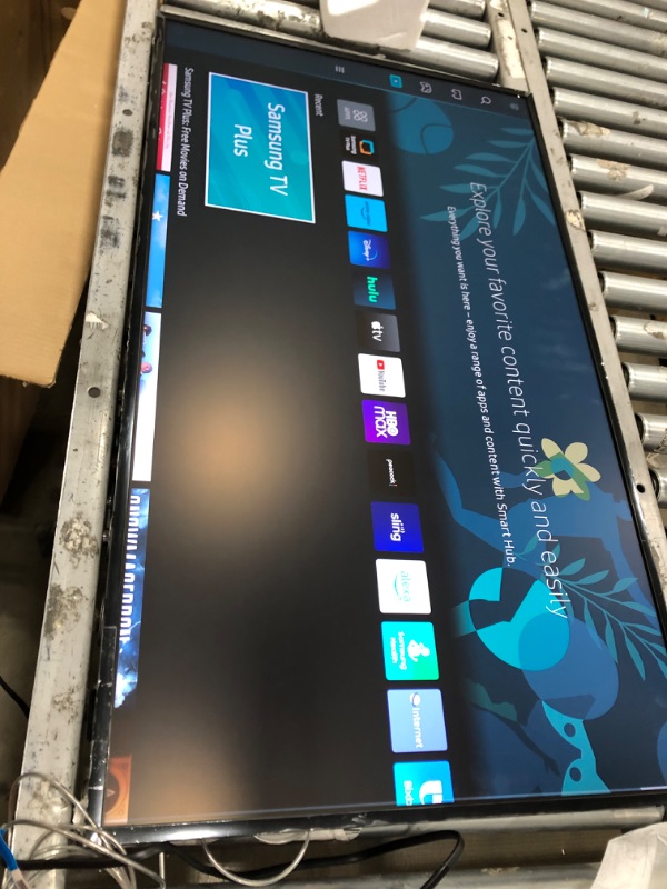 Photo 1 of SAMSUNG 43-Inch Class QLED 4K LS03B Series The Frame Quantum HDR, Art Mode, Anti-Reflection Matte Display Screen, Slim Fit Wall Mount Included, Smart TV with Alexa Built-In (QN43LS03BAFXZA,2022 Model)
