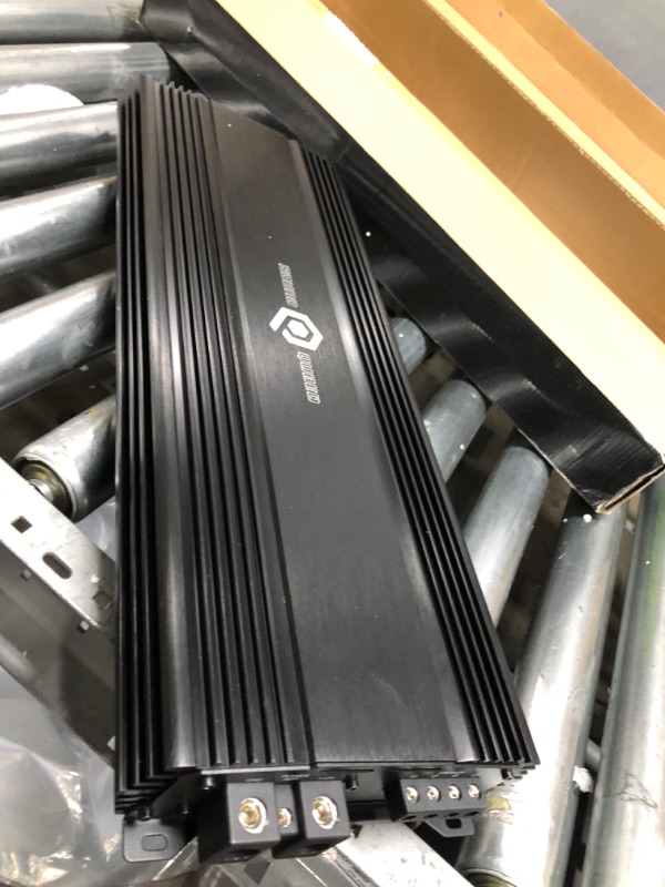 Photo 1 of SoundQubed S1-2250.1 2300W RMS Car Audio Amplifier, 1 Ohm Stable Monoblock Amp Class D w/Remote Gain Control Knob and LED Clipping Indicator
