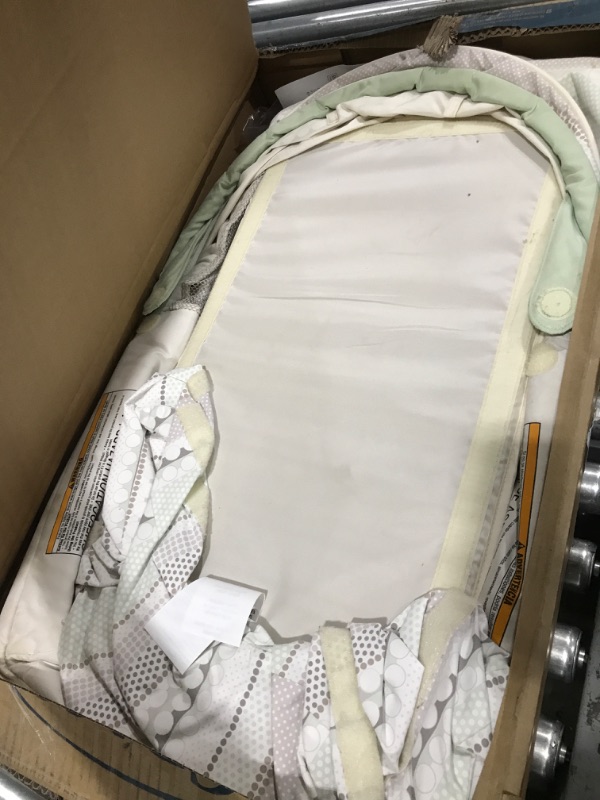 Photo 2 of **Parts Only**Non-Functional**Graco - Dream Suite Bassinet, Lullaby