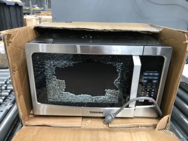 Photo 3 of **PARTS ONLY** TOSHIBA EM131A5C-SS Countertop Microwave Oven, 1.2 Cu Ft with 12.4" Turntable, Smart Humidity Sensor with 12 Auto Menus, Mute Function & ECO Mode, Easy Clean Interior, Stainless Steel & 1100W
