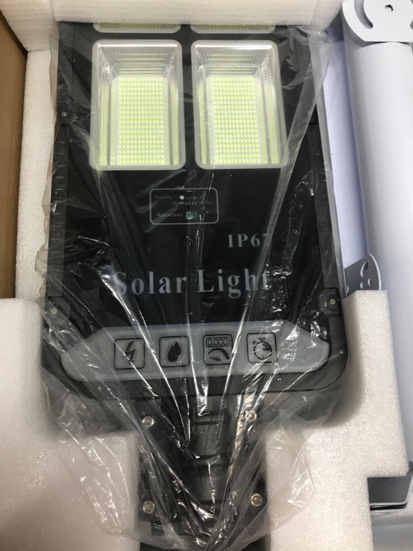 Photo 3 of **SEE NOTE****USED RETURN ITEM** 400W Solar Street Lights Outdoor, NIORSUN Motion Sensor Dusk to Dawn Solar Security Flood Lights with Remote IP67 Waterproof for Parking Lot, Backyard, Driveway, Stadium, Garden(Bright White)