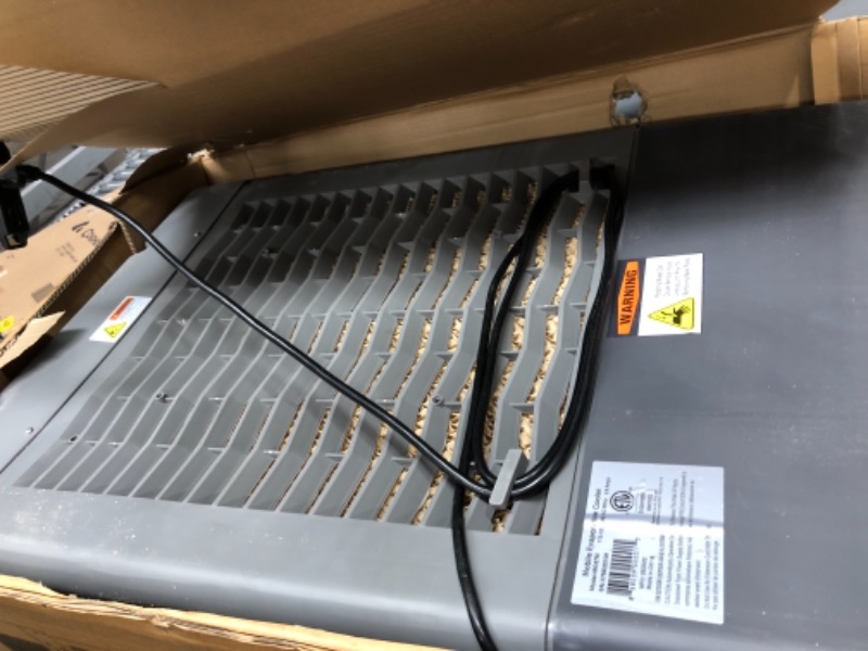 Photo 1 of **** NEW ***
Hessaire 2,200 CFM 2-Speed Portable Evaporative Cooler, Gray