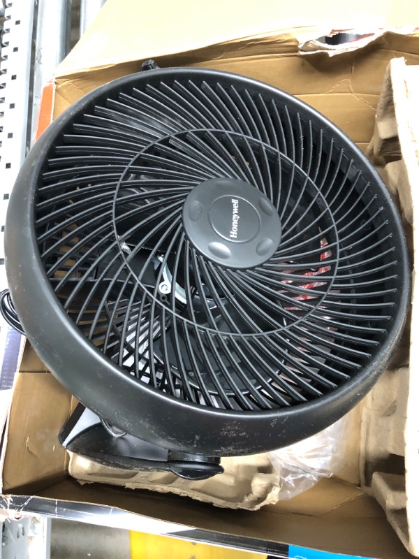 Photo 2 of 12 in. 3 Speed Whole Room Circulator Floor Fan