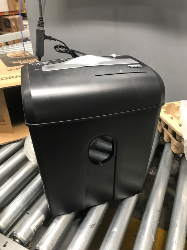 Photo 5 of Aurora AU820MA High Security 8-Sheet Professional Micro-Cut Paper/ CD/ Credit Card Shredder and Sharpening and Lubricating Sheets