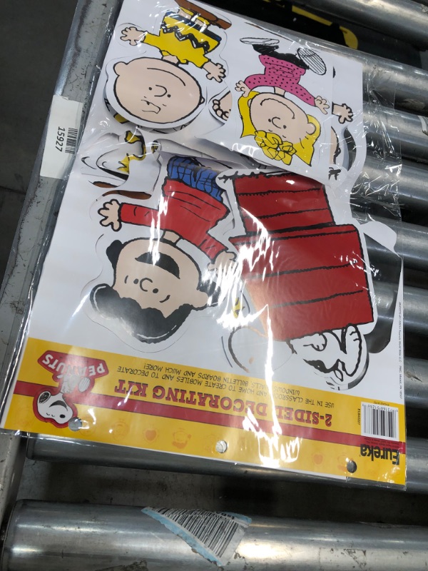 Photo 2 of **LOOSE CHARACTERS**
Peanuts Classic Characters 2 Sided