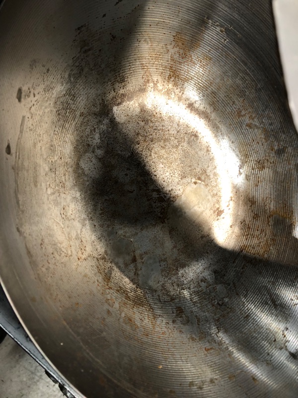 Photo 2 of **USED, NEEDS TO BE CLEANED**
Joyce Chen Classic Series 14 Inch Carbon Steel Wok
